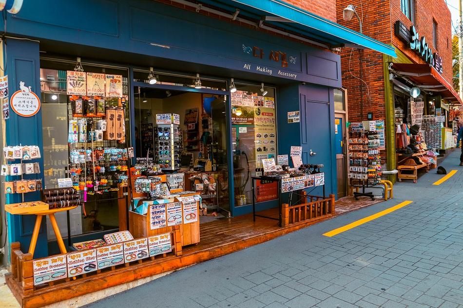 В культурной деревне Камчхон можно купить сувениры